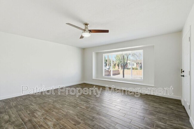 Building Photo - 3701 W Keim Dr