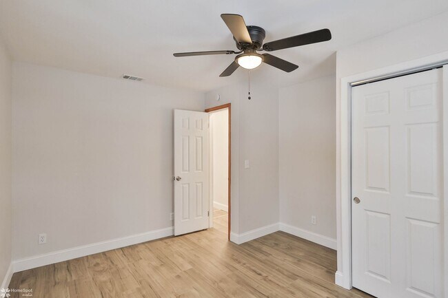 Building Photo - Charming Newly Renovated Ranch-Style Home for Rent in the Desirable East Penn School District