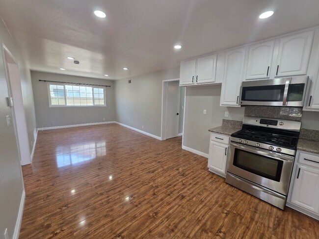 Building Photo - 12947 Arabella Pl