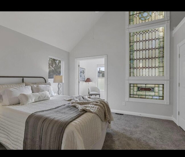 Building Photo - 1107 Highland St