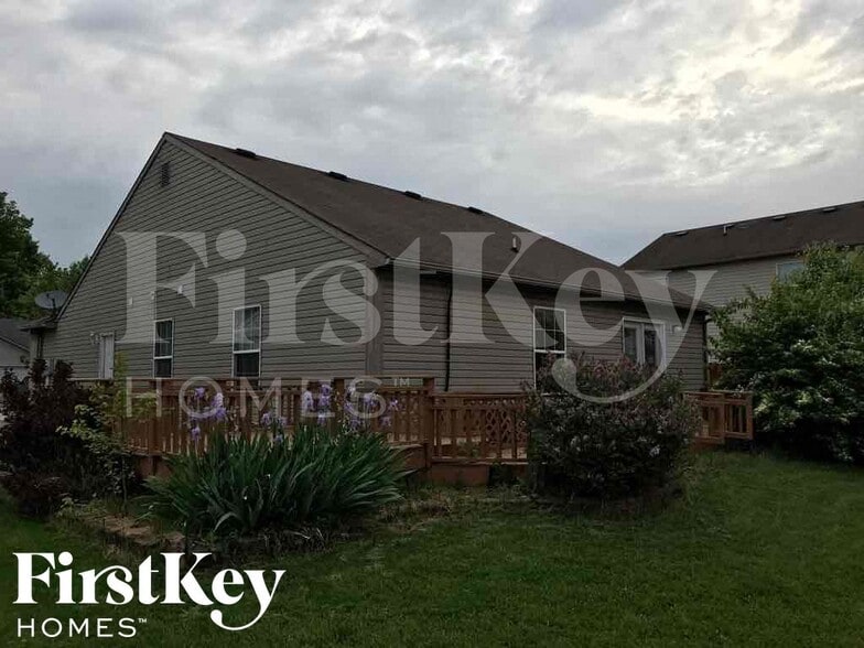 Building Photo - 5339 Greensward Ln