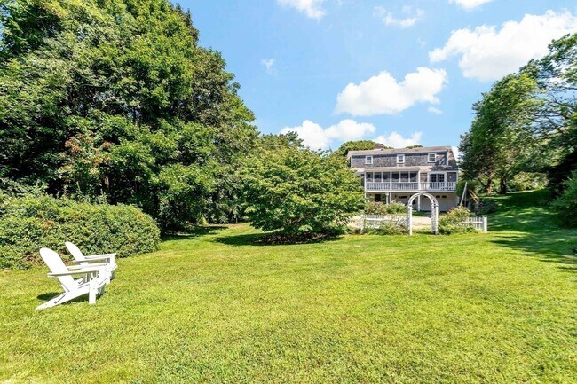 Building Photo - 53 Bayberry Ln