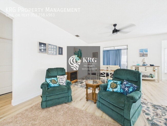 Building Photo - 2632 NE 27th St