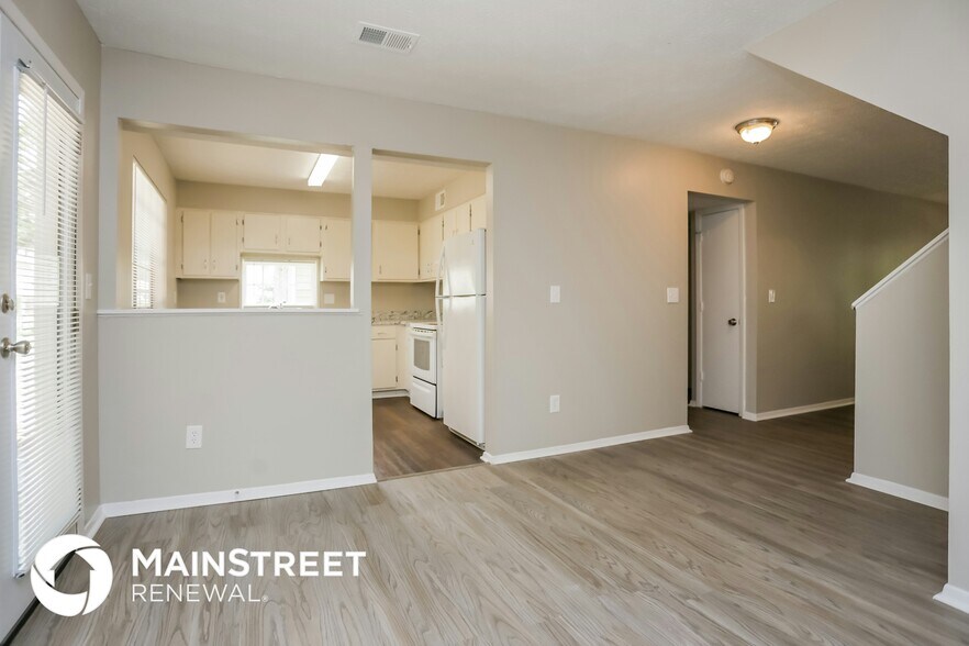 Building Photo - 1260 Old Countryside Cir
