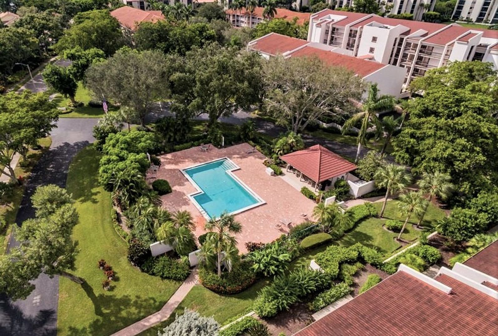 Building Photo - Flagship Village Condo in The Landings Yacht Golf & Tennis Club