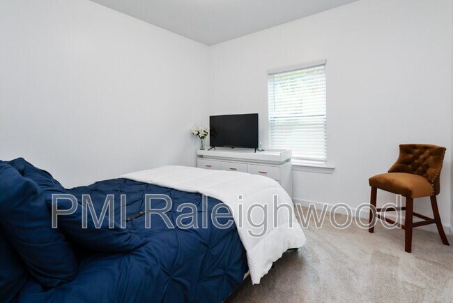 Building Photo - 396 Bent Willow Dr