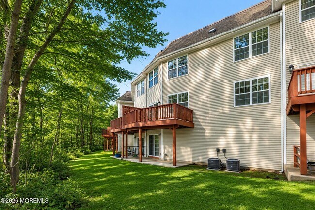 Building Photo - 16 Jensen Court