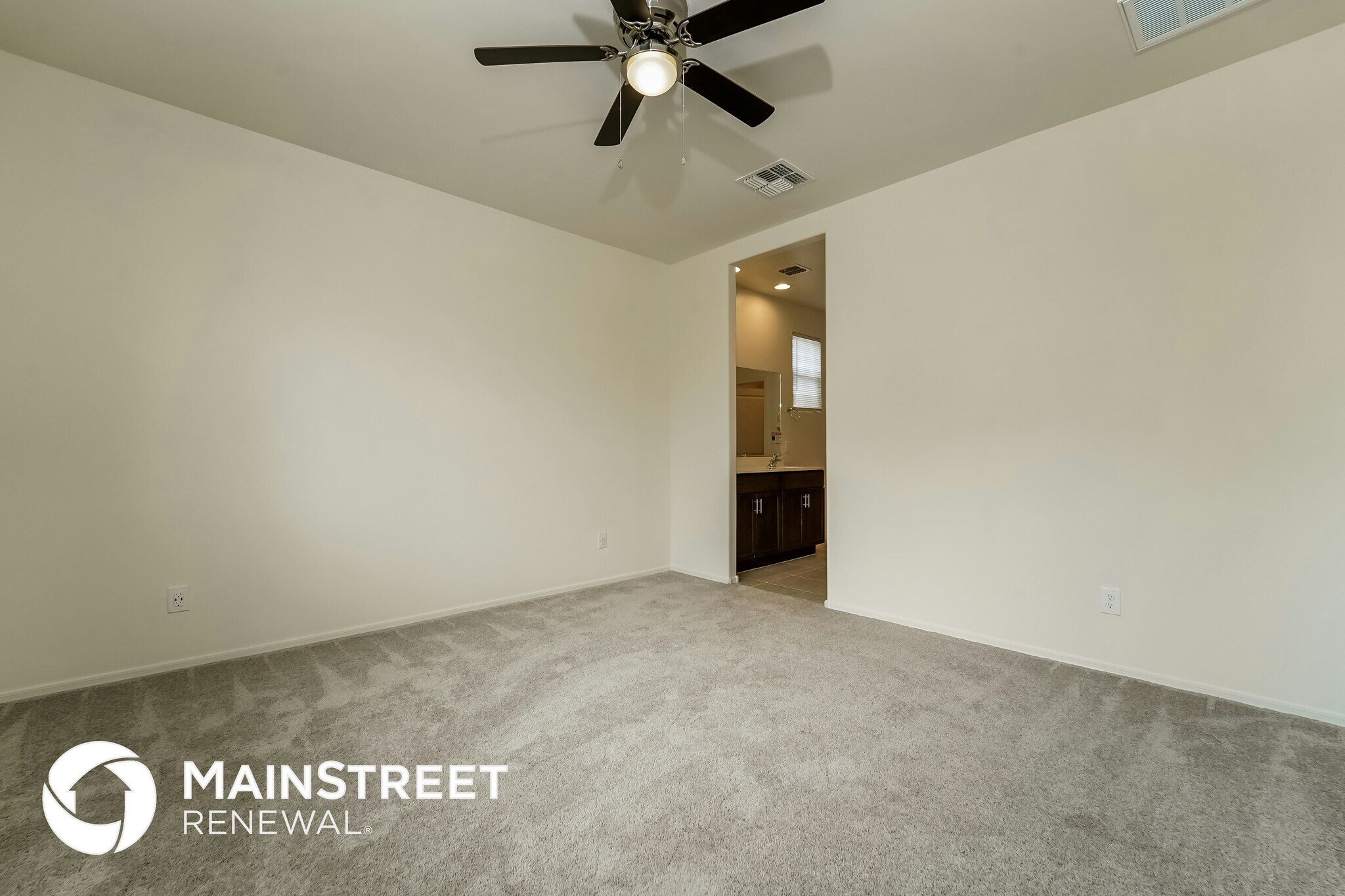 Building Photo - 10707 W Dickerson Dr