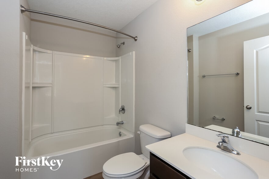 Building Photo - 8170 Dancing Fox St