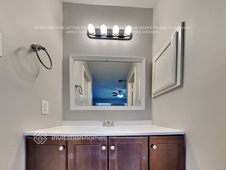 Building Photo - 4126 Pocahontas Dr