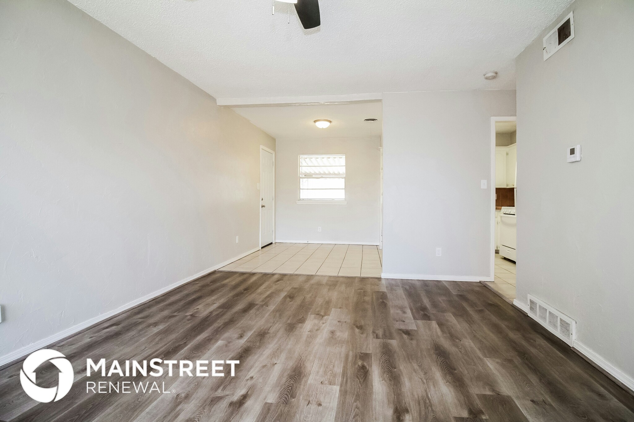 Building Photo - 808 Lotus Ave