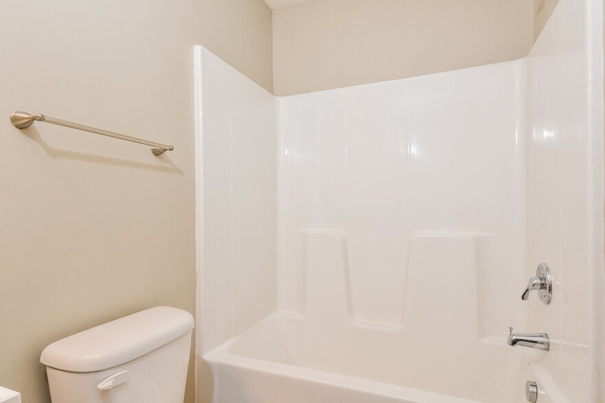 Building Photo - 616 Herman Gist Rd