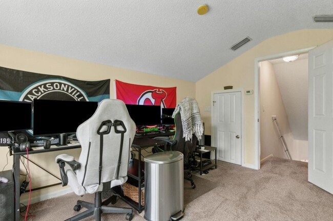 Building Photo - Spacious 3-Bedroom Home with Bonus Room Ne...
