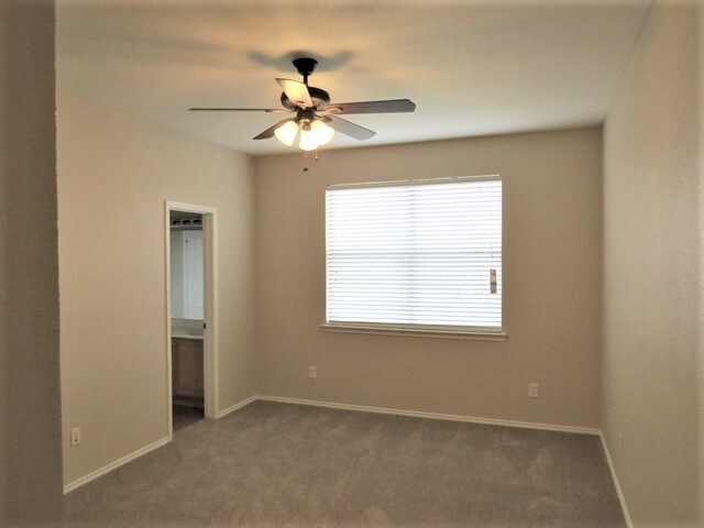 Building Photo - 8736 Arcadia Park Dr