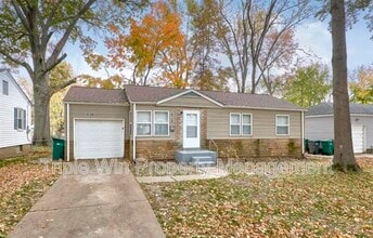 Building Photo - 10128 Ashbrook Dr