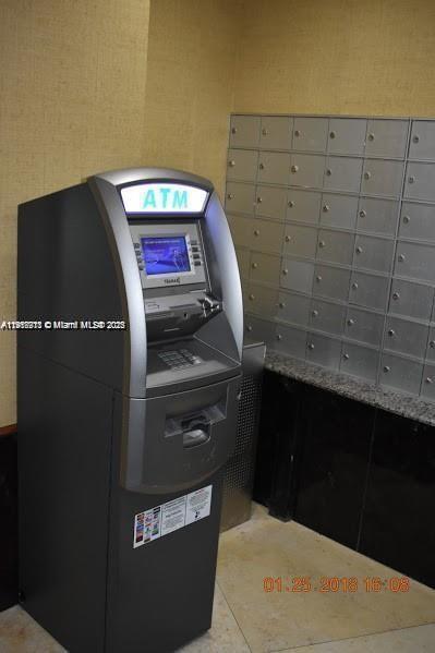 Building Photo - 3300 NE 192 St