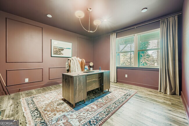 Building Photo - 568 Avondale Pk Cir