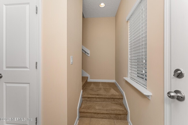 Building Photo - 3199 Chestnut Ridge Way