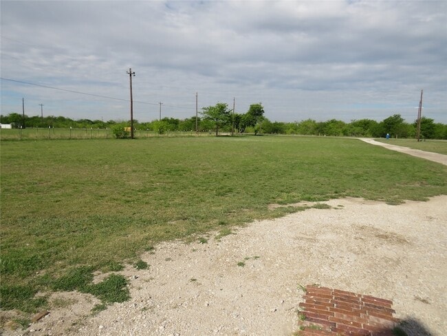 Building Photo - 4647 Bonnie Brae St