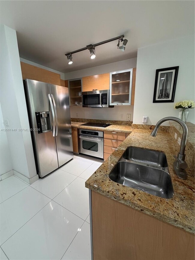 Building Photo - 3180 SW 22nd Terrace