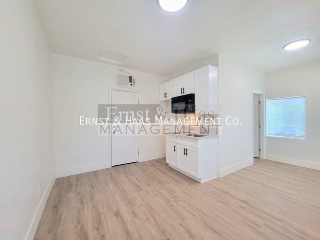 Building Photo - Brand New Cottage Studio Tiny Home! Great ...