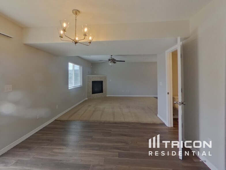 Building Photo - 9563 Desert Poppy Ln