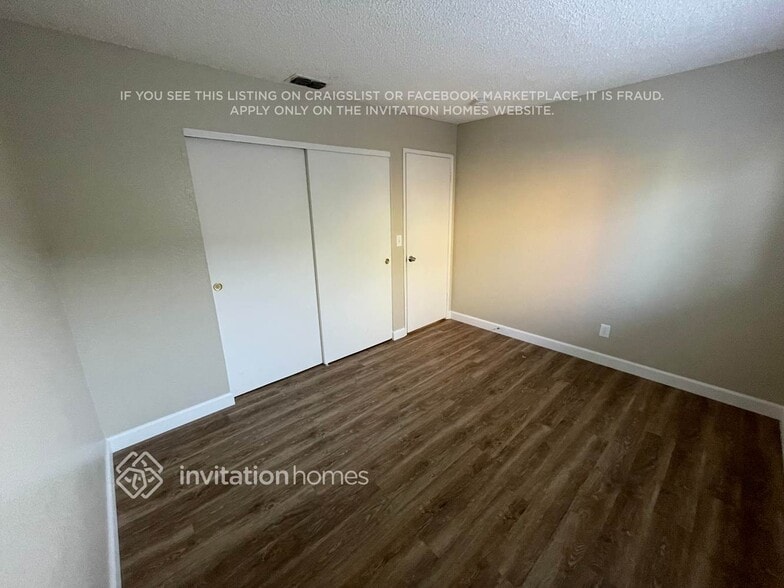 Building Photo - 7840 1st Draw Way