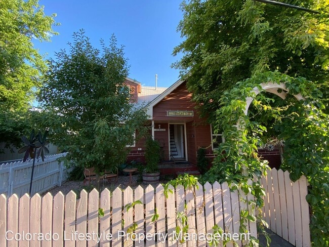 Primary Photo - 4 br, 2 bath House - 118 W Mill Street