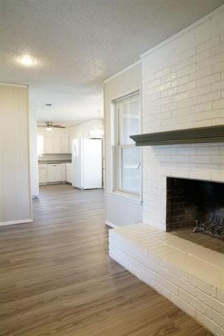 Building Photo - 6537 Meadowview Ln