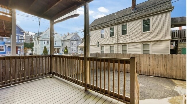 Building Photo - 823 Dorchester Ave