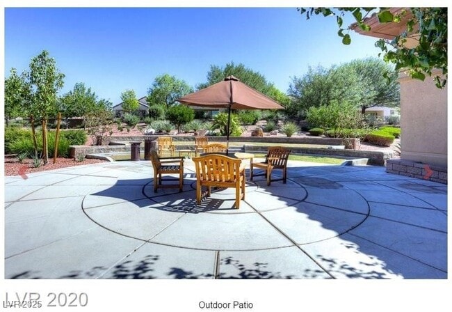 Building Photo - 2335 Meteor Shower St