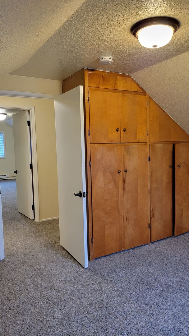 Building Photo - Beautiful 3 bed 2 bath in Springfield with...