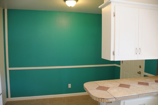 Building Photo - 4805 Avenue G