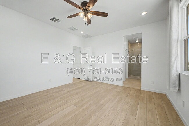 Building Photo - 2771 S Chippewa Dr