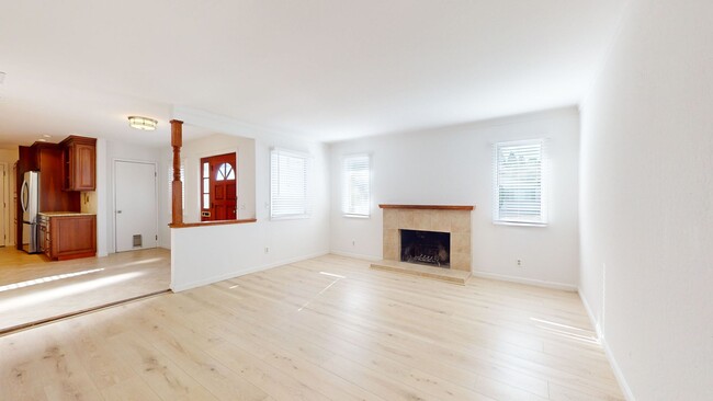 Building Photo - Beautiful Home In Desirable San Ramon!