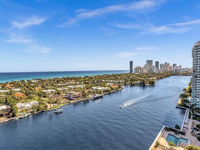 Primary Photo - 20515 E Country Club Dr