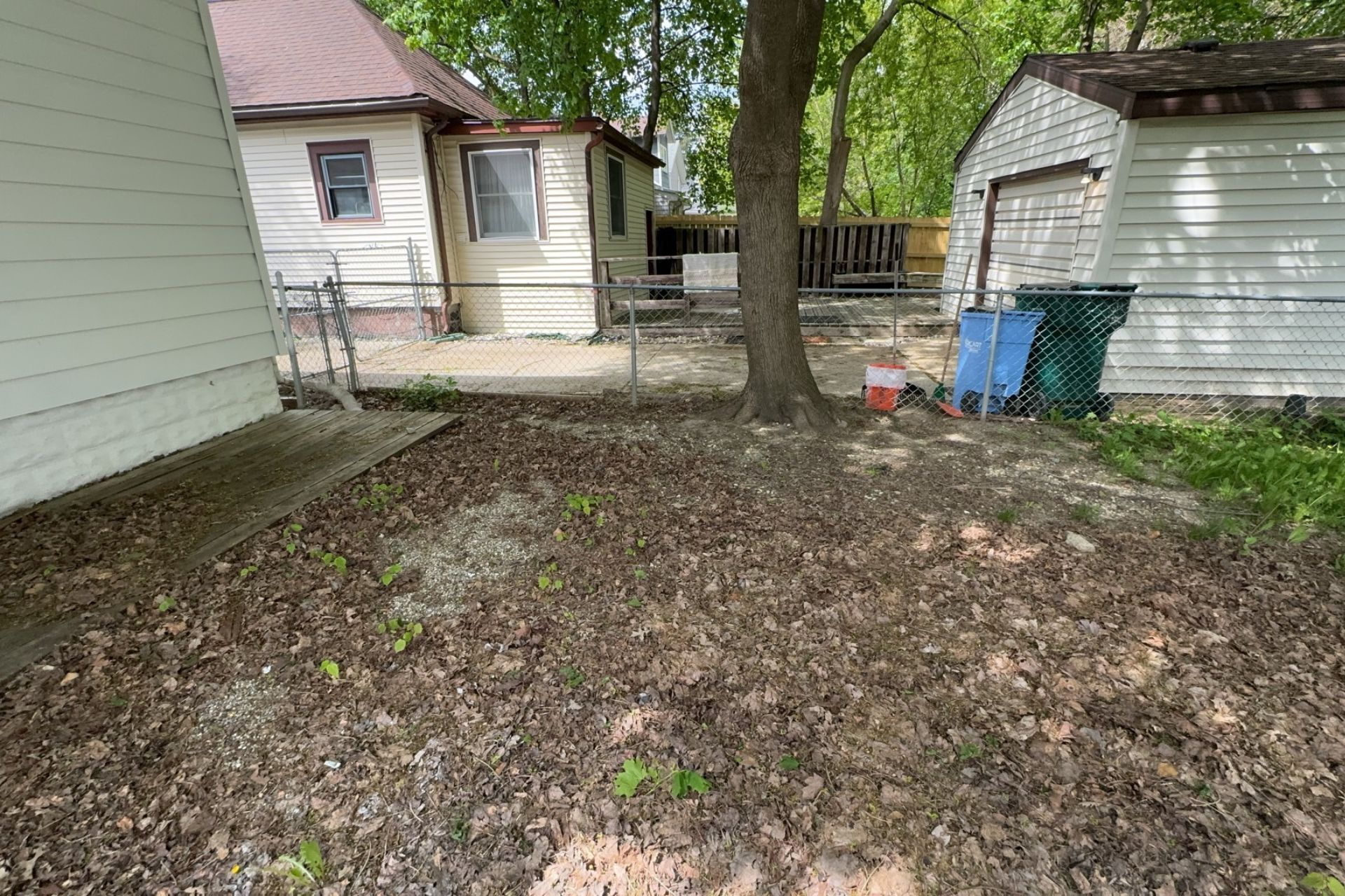 Building Photo - 414 N Hayford Ave