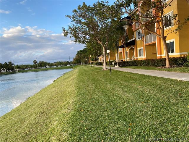 Building Photo - 20950 SW 87th Ave