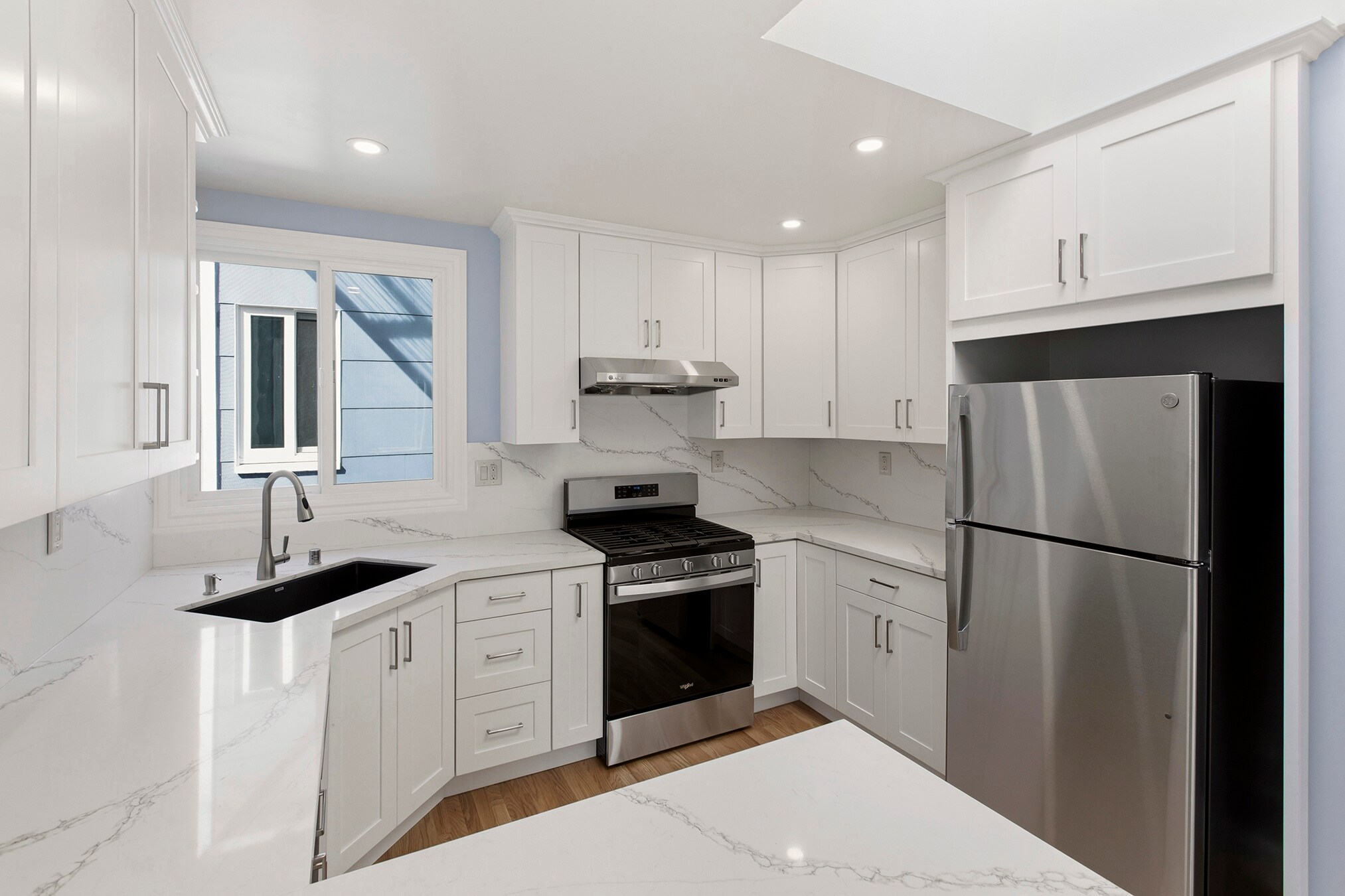 Building Photo - 1629 20th Ave