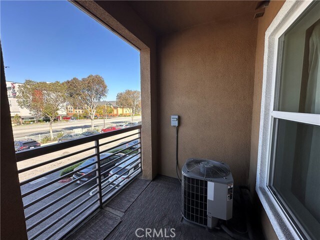 Building Photo - 3550 Torrance Blvd