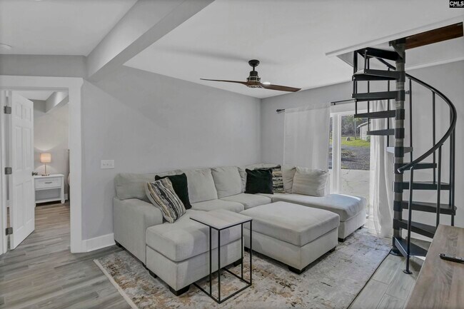 Building Photo - 1277 Holiday Haven Ln