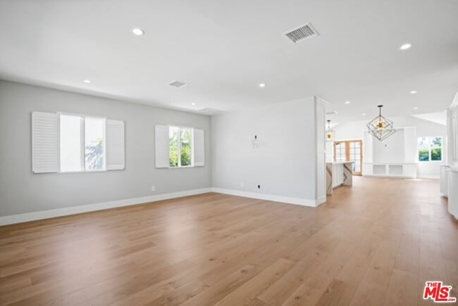 Building Photo - 4456 Calhoun Ave