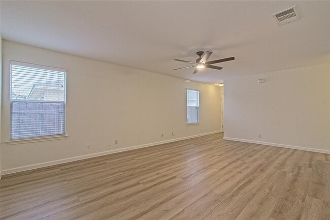 Building Photo - 313 Avalanche Ave