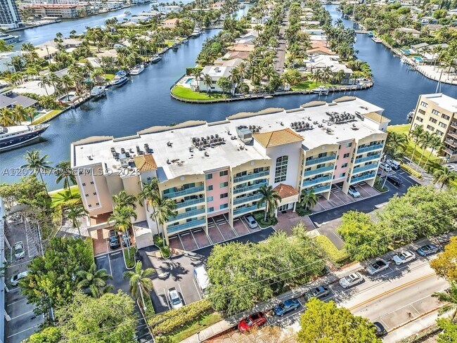 Building Photo - 201 Golden Isles Dr