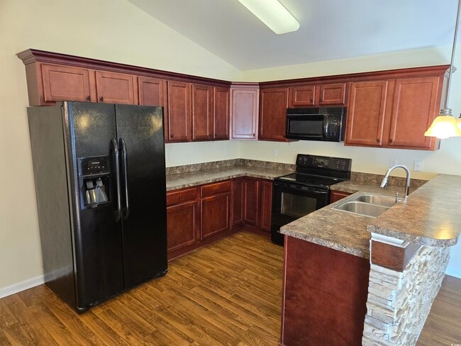 Building Photo - 1245 Pine Ridge St