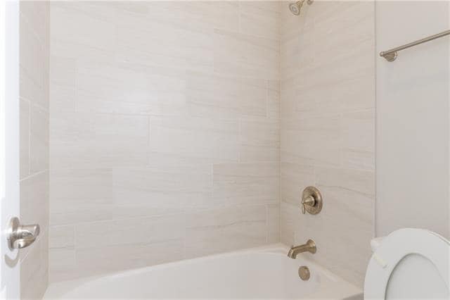 Building Photo - 8513 Pine Valley Dr