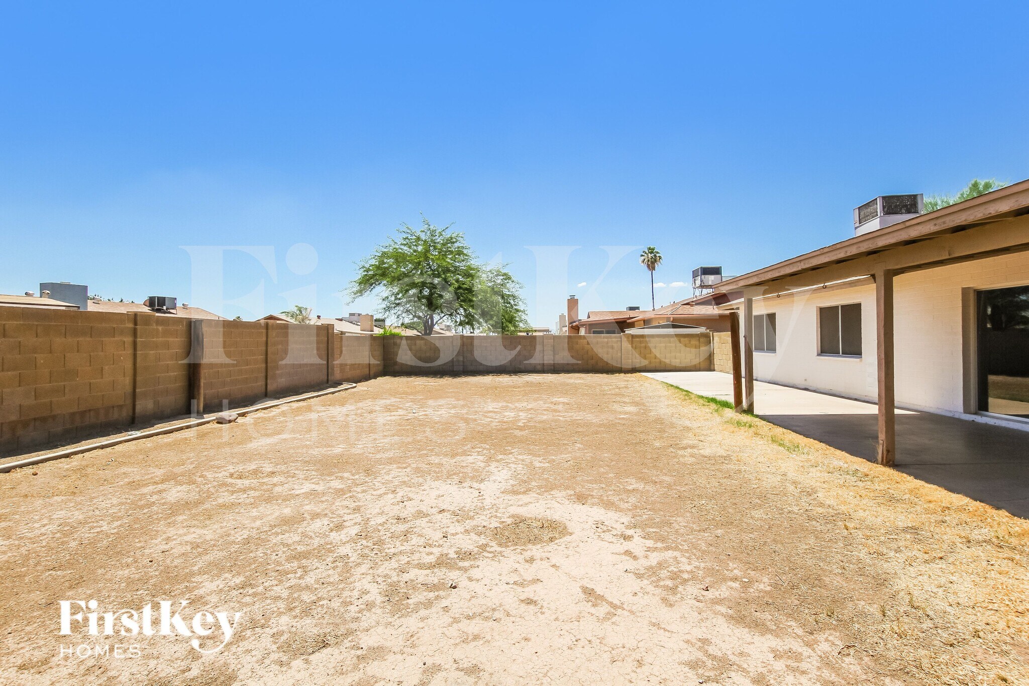 Building Photo - 5413 W Townley Ave