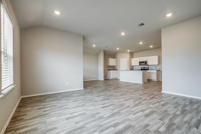 Building Photo - 217 Pecos Dr