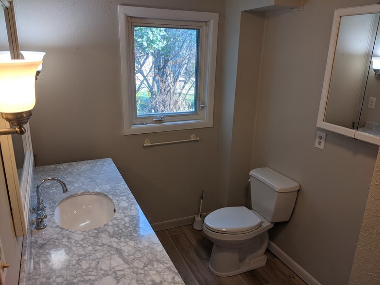 Bathroom - 630 West Main St