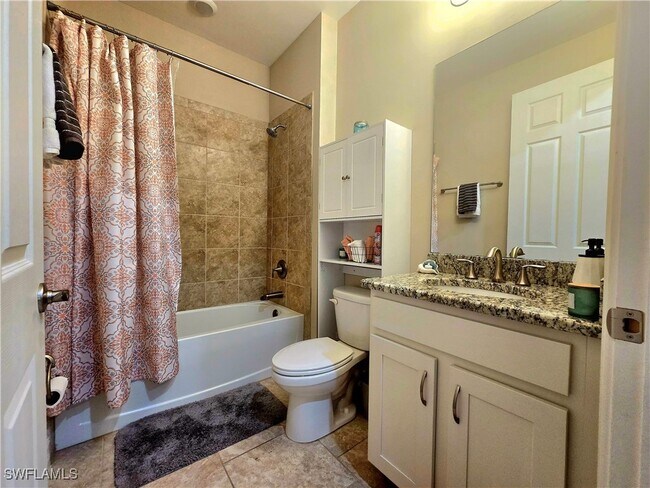Building Photo - 3401 Acapulco Cir